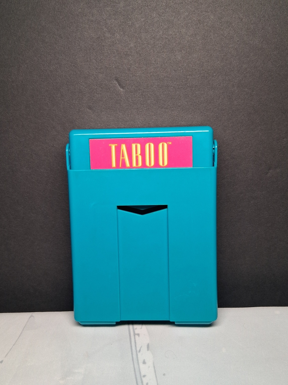 TABOO Game Part Piece Replacement GREEN CARD HOLDER Milton Bradley 1989